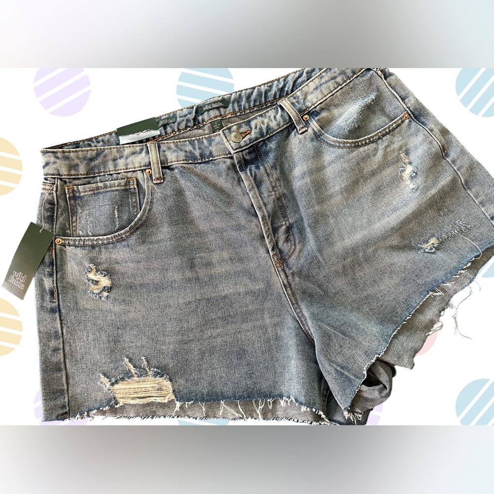 Wild fable jean shorts- brand new with tag size 17 with 3inch seam.